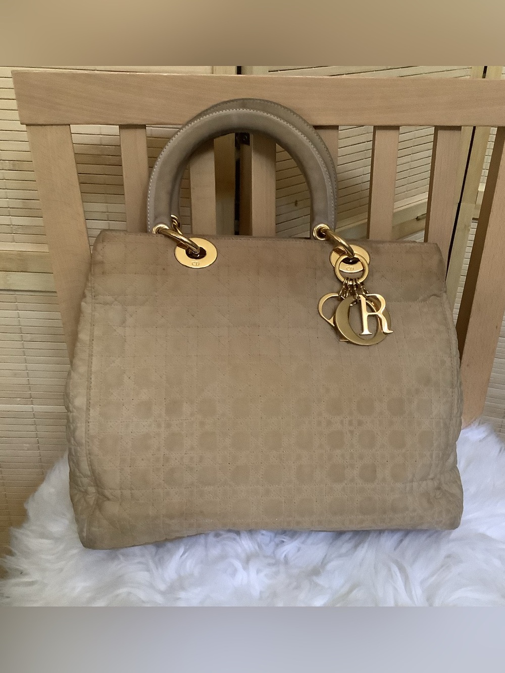 Christian Dior
Cannage Lady Dior Medium Vintage